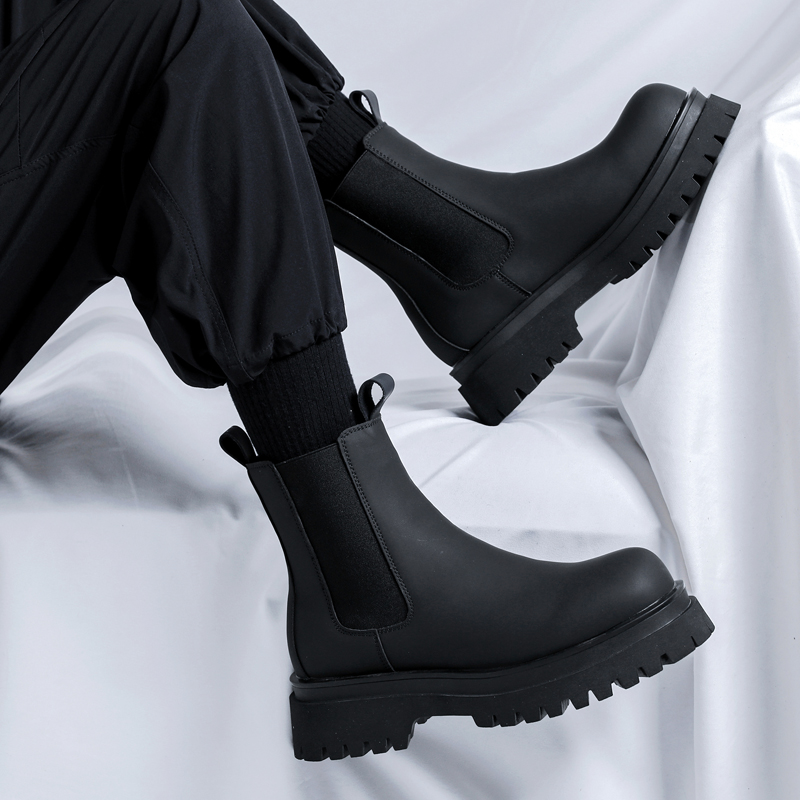 Chelsea Boots Suede - Czarne wysokie botki na platformie 2026