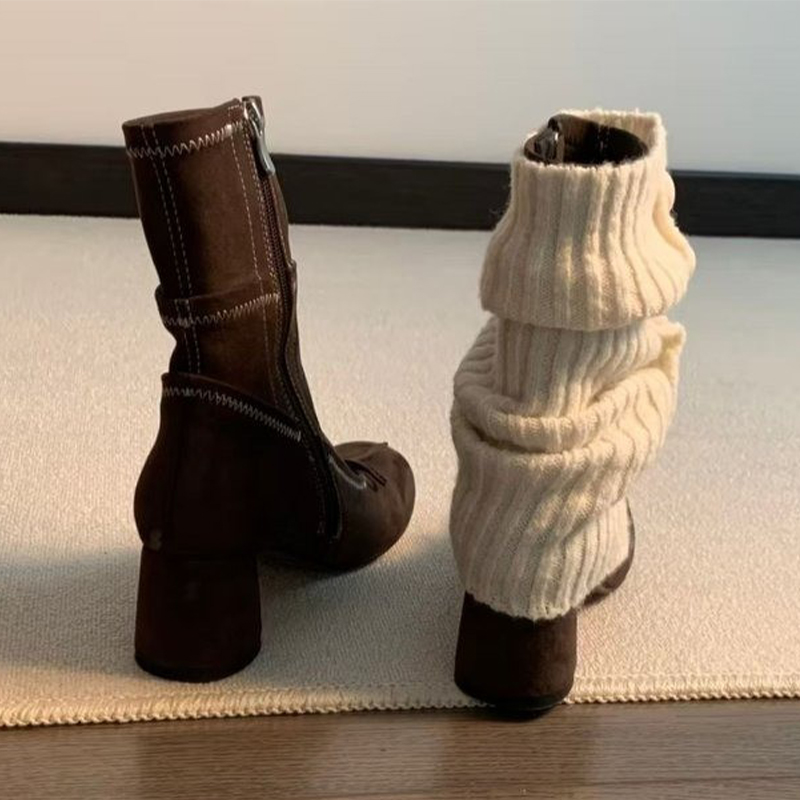 Botki damskie na wysokim obcas – Chelsea Boots Suede recenzja i cena