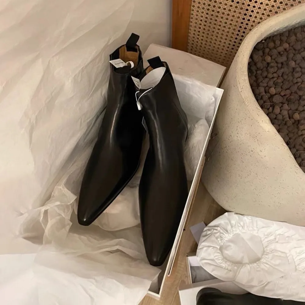 Luksusowe damskie botki na jes – Chelsea Boots Suede recenzja i cena