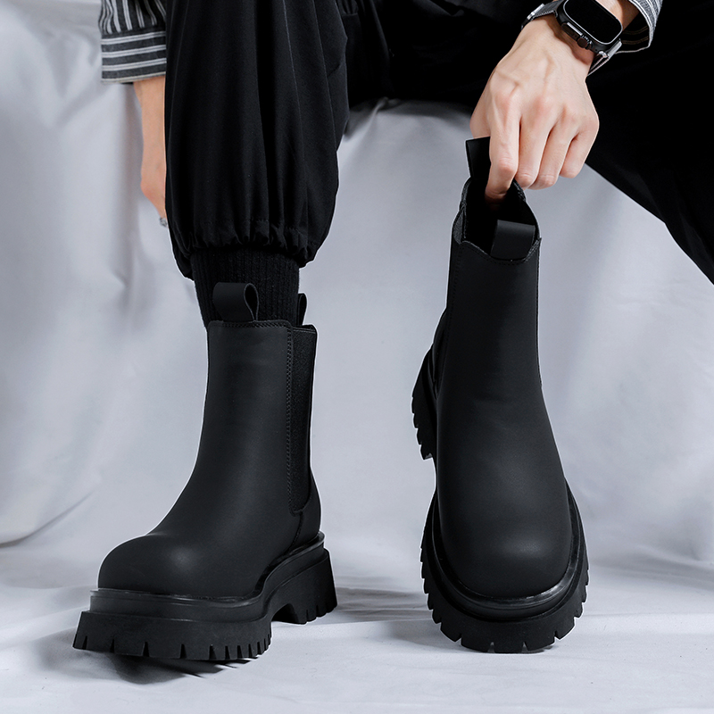 Czarne wysokie botki na platfo – Chelsea Boots Suede recenzja i cena