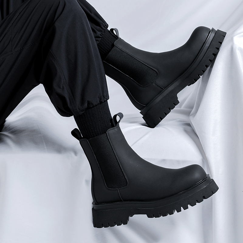 Czarne wysokie botki na platfo – Chelsea Boots Suede recenzja i cena